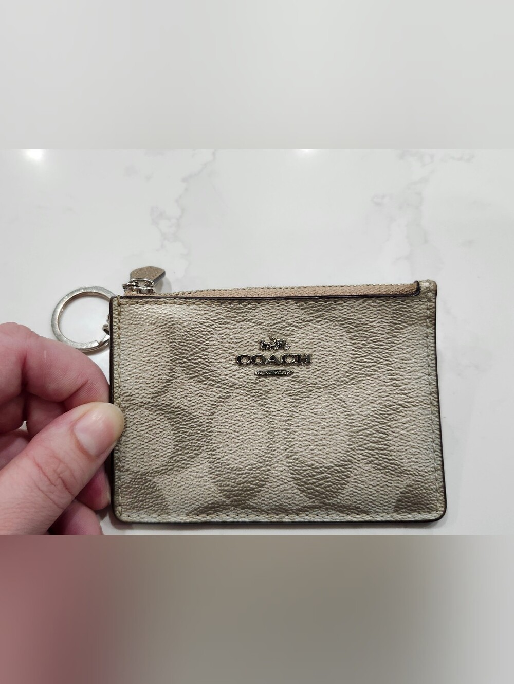 EUC Authentic Coach Champagne Signature w/ Silver Mini Skinny Zip ID Wallet